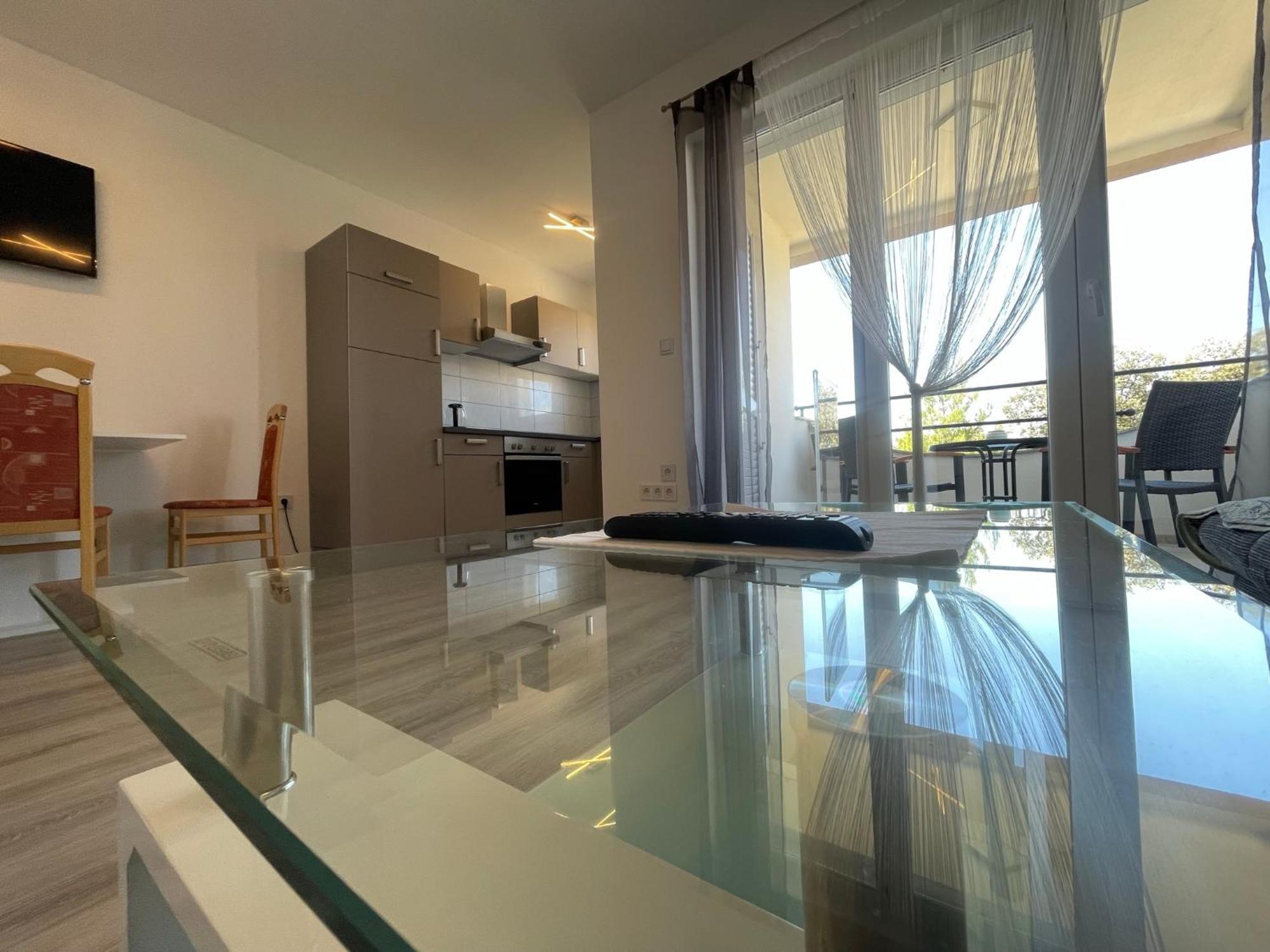 M&m Apartment *