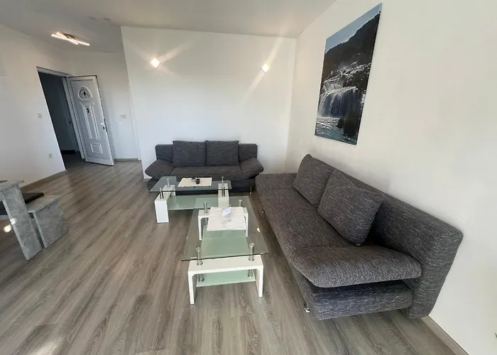 Apartments Villa M&M