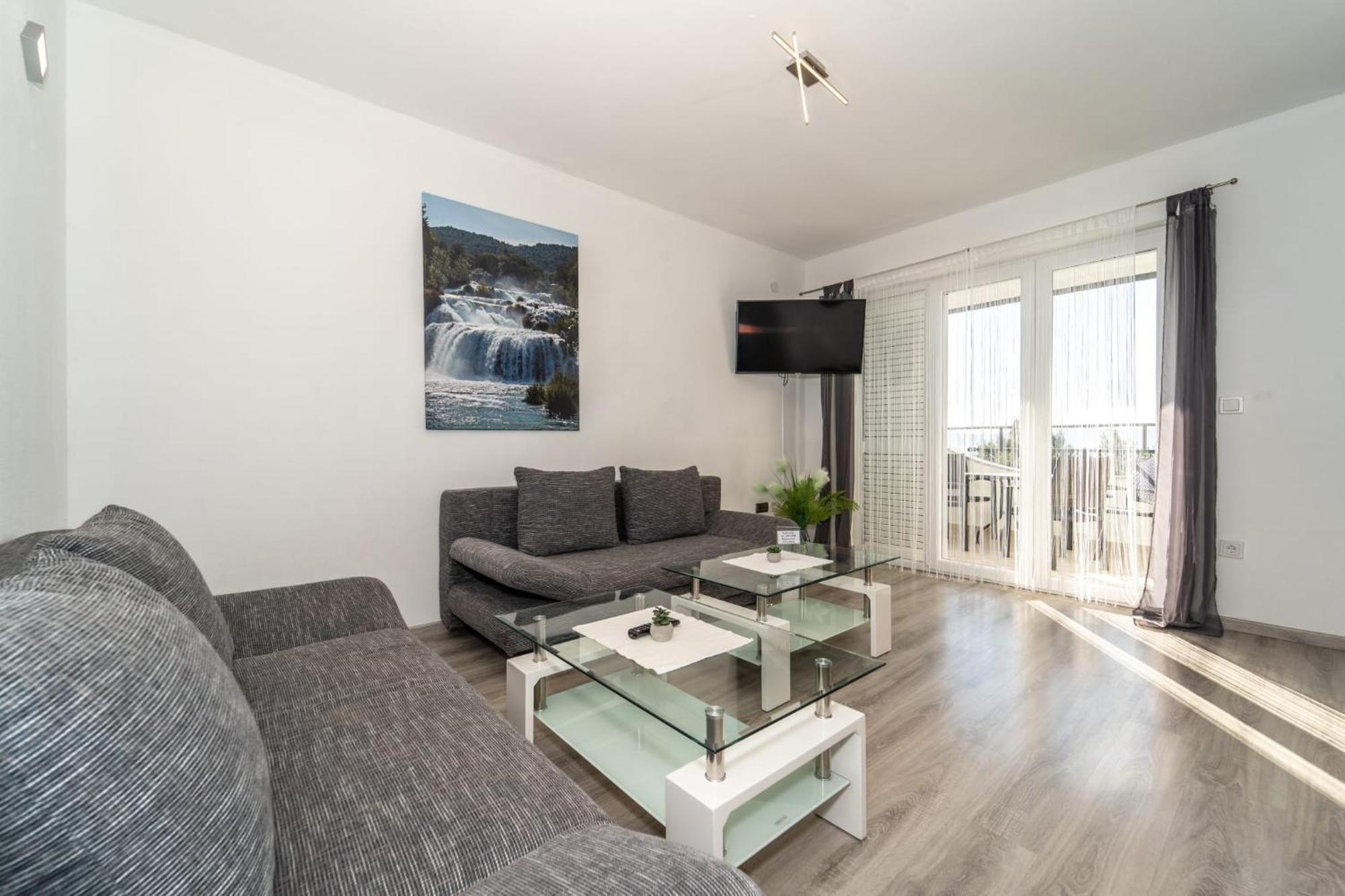 M&m Apartment