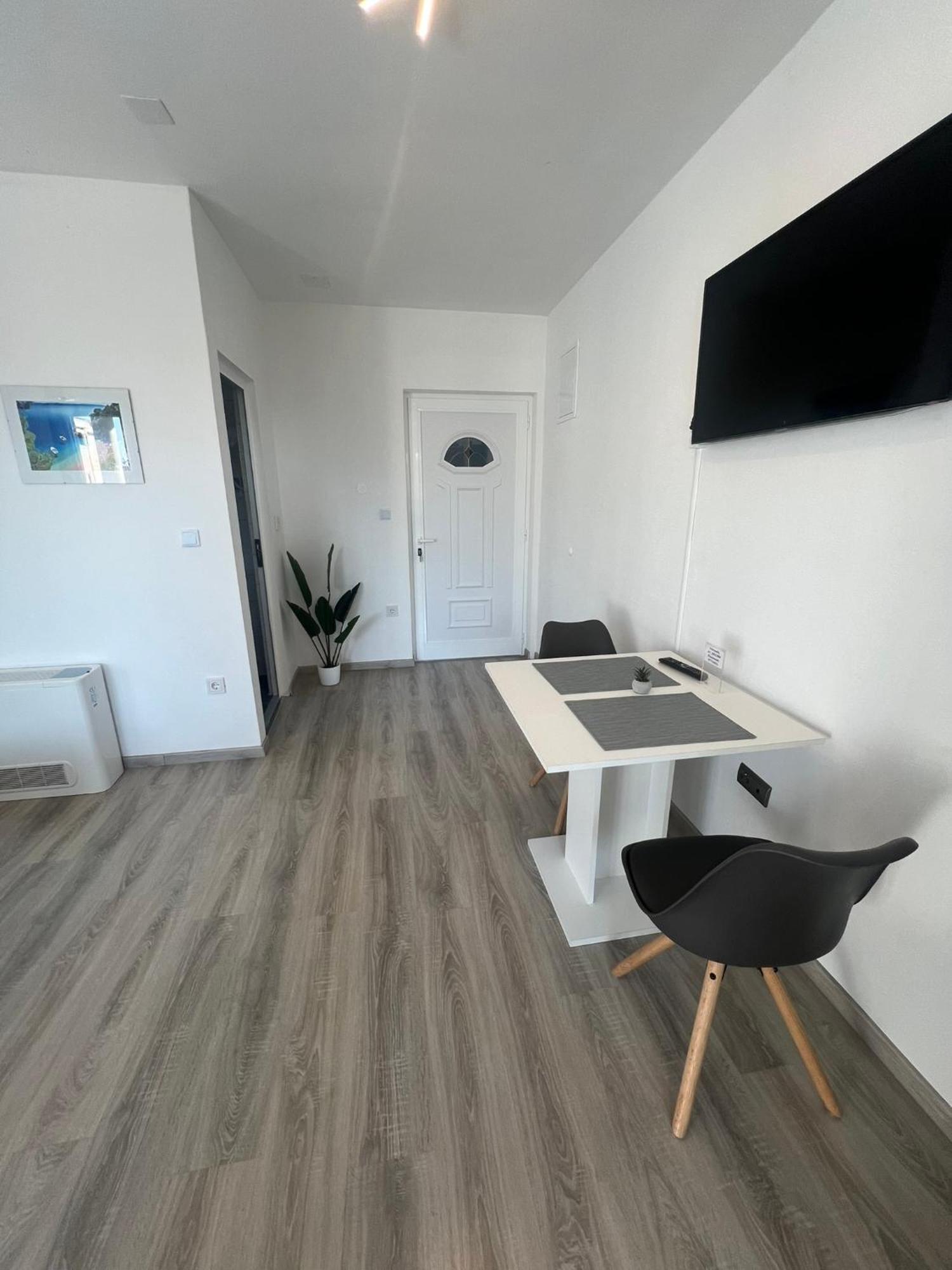 Apartment M&m